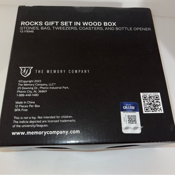 Georgia Bulldogs Rocks gift set in wooden box - Picture 2 of 5